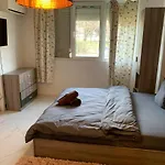 Urban Nest Lulin