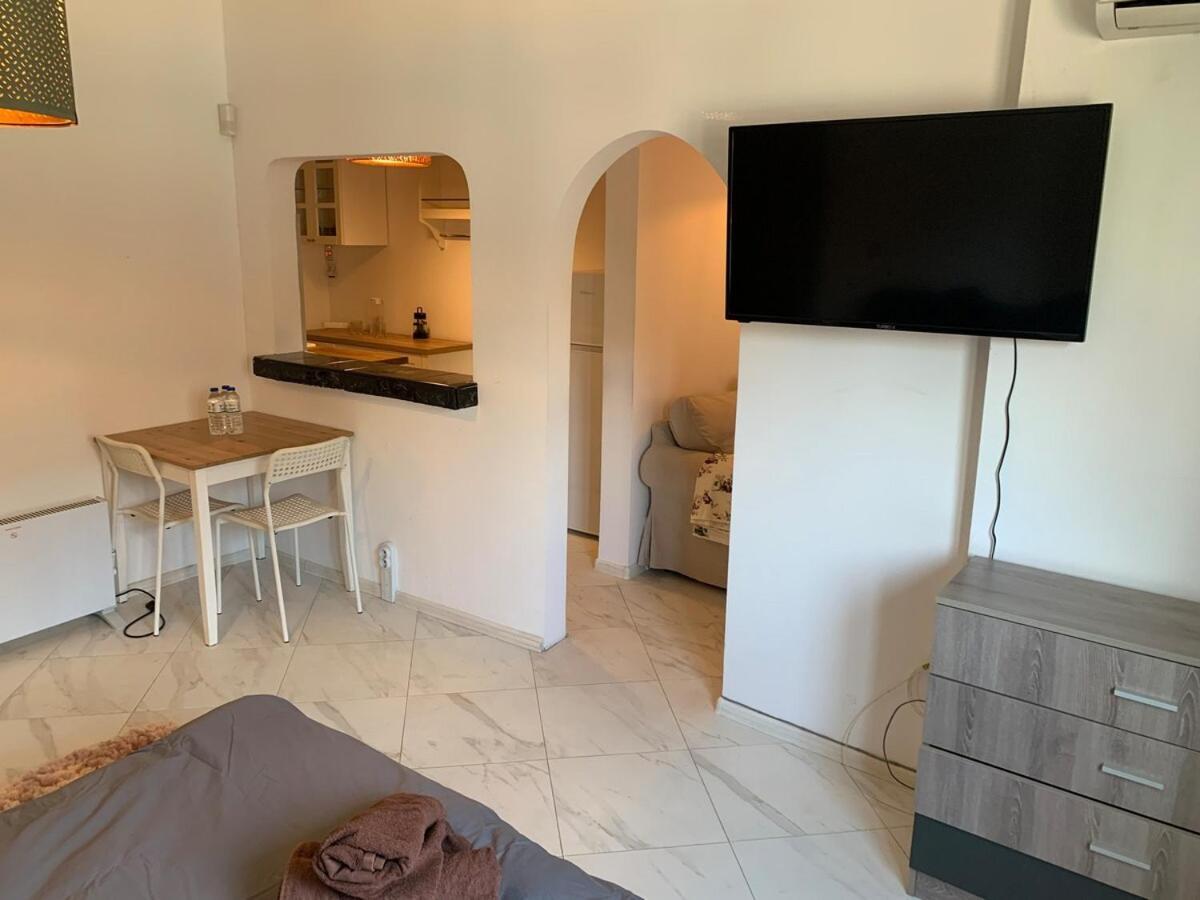 Urban Nest Lulin Apartment *